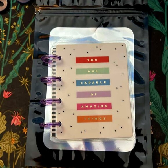 Happy Planner - Mini Notebook - You are capable of amazing things - See pics - Picture 1 of 4